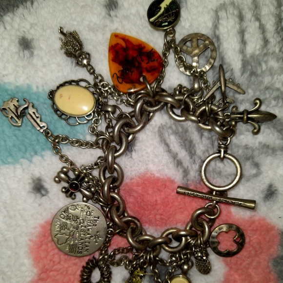 Vintage Lucky Brand Hawaiian Island Charm Bracelet - Picture 4 of 4